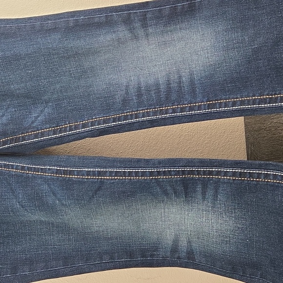 Rock 47 Wranger Womans Low Rise Denim Blue Jeans 27x34 Destressed EmbroideryNWT - Picture 4 of 16